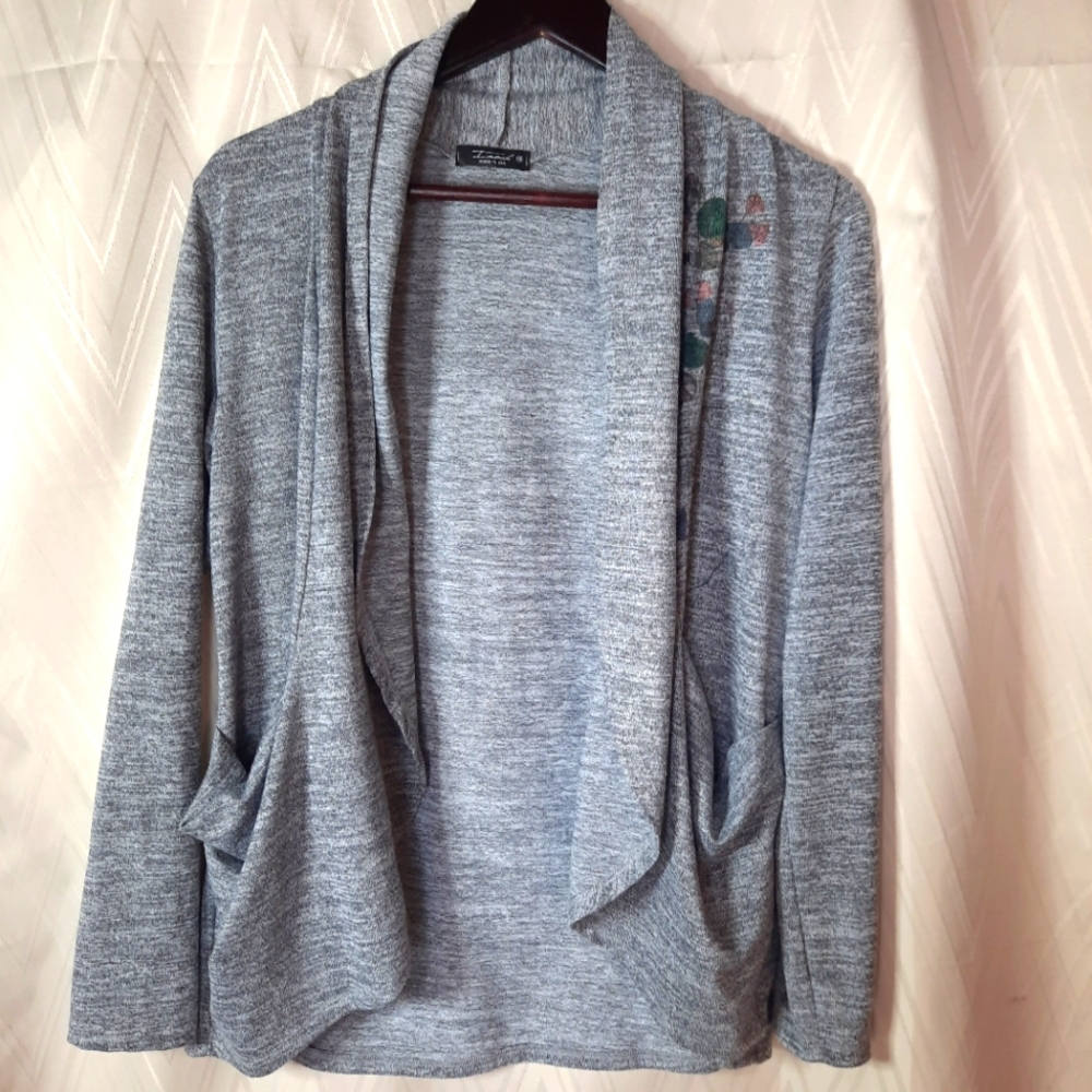 Inoah Grey Cardigan with Artwork